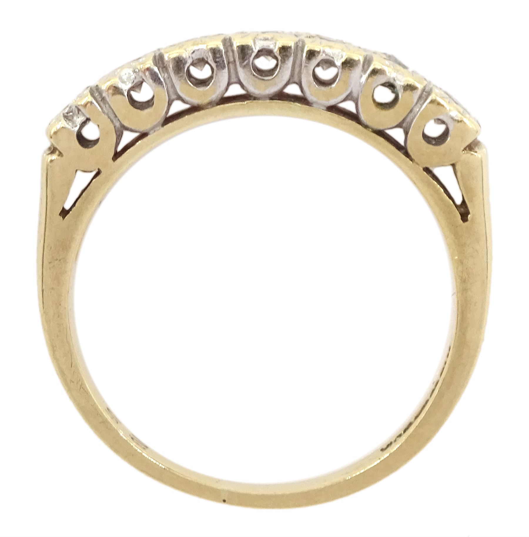 9ct gold round brilliant cut diamond half eternity ring - Image 4 of 4