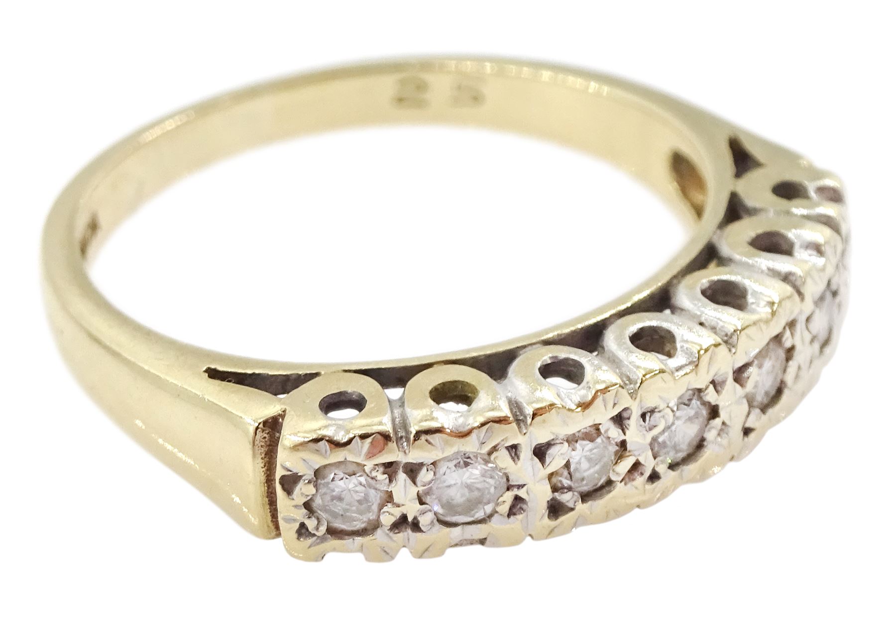 9ct gold round brilliant cut diamond half eternity ring - Image 3 of 4
