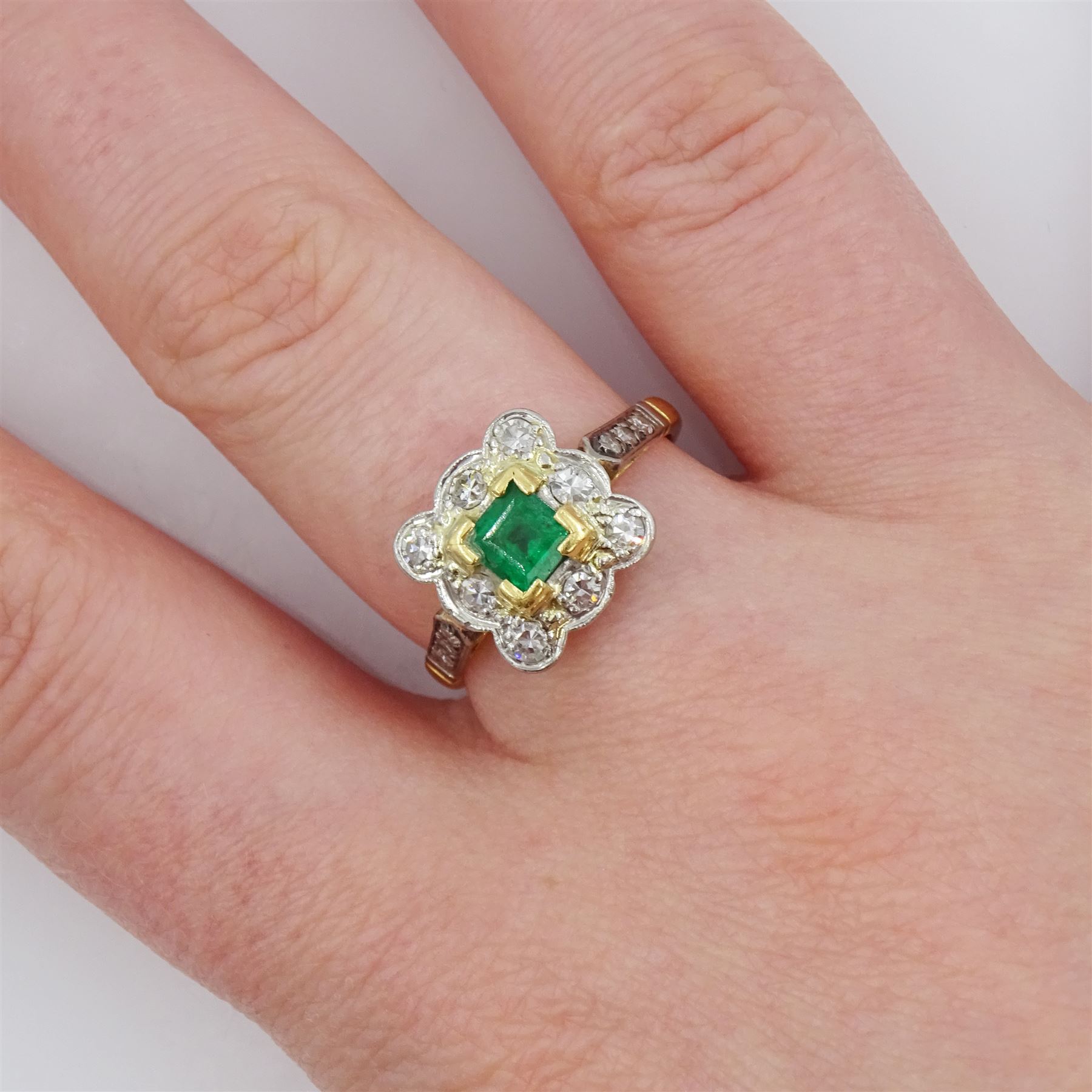 Gold square cut emerald and single cut diamond cluster ring - Image 2 of 4