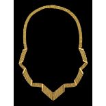 18ct gold geometric design necklace