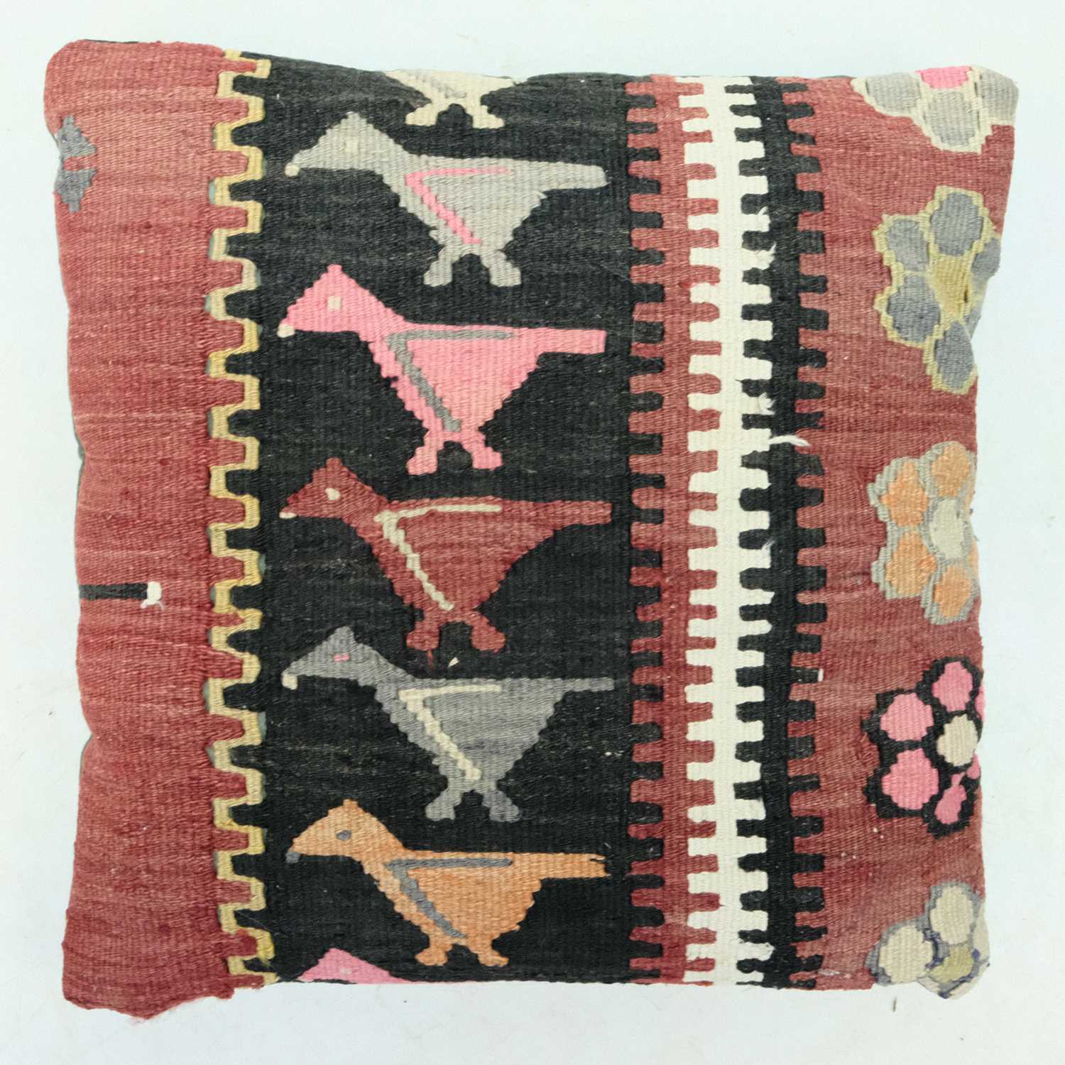 Seven assorted cushions. - Image 4 of 5