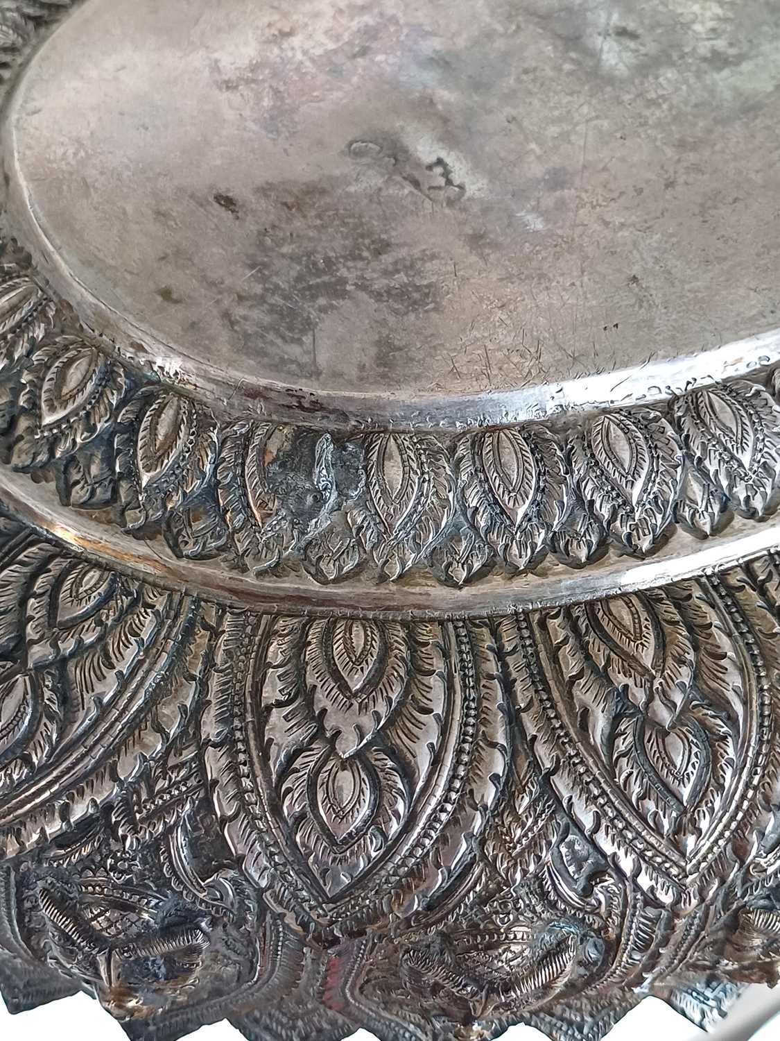 An Indian silver bowl, late 19th century. - Image 5 of 5