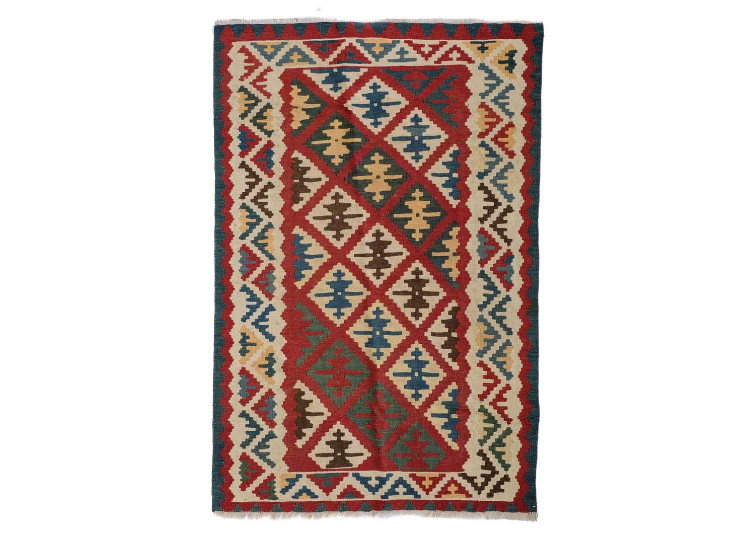 A Persian kelim rug, mid-late 20th century.