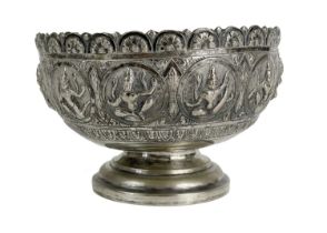 An Indian silver footed bowl, early 20th century.