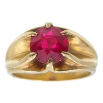 A 14ct synthetic ruby set ring.