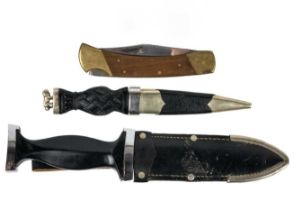 A German scout knife.