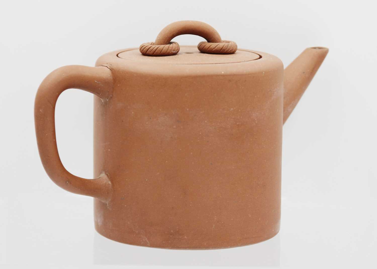 A Chinese Yixing teapot. - Image 3 of 7
