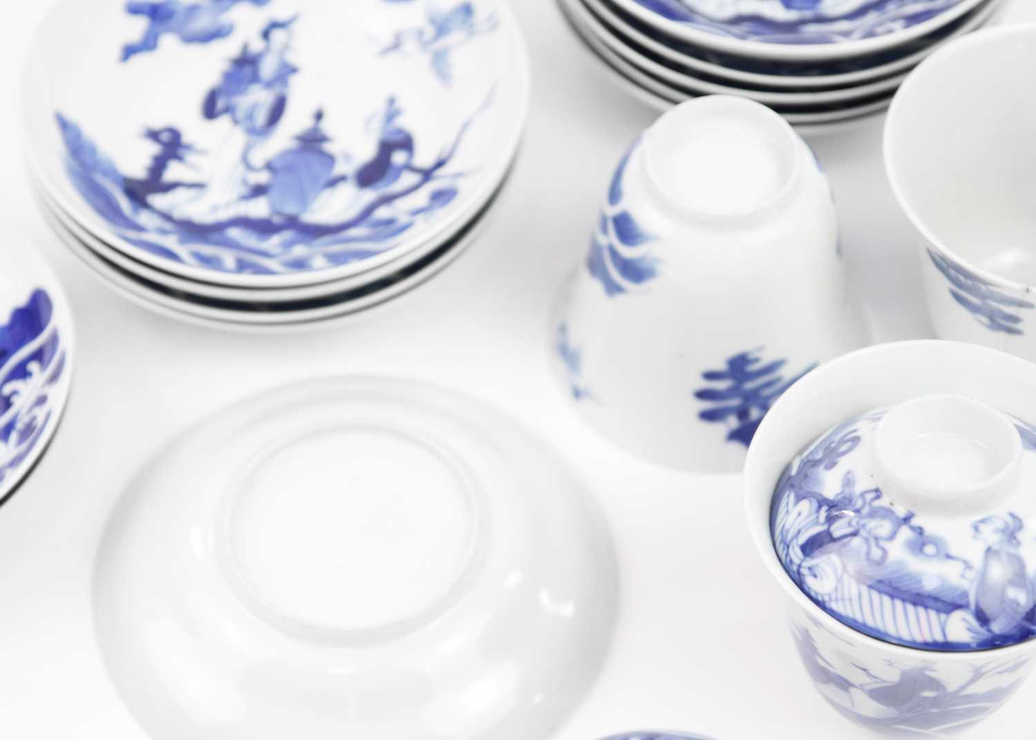 A set of Chinese blue and white porcelain cups, covers and stands, 18th century. - Image 11 of 41