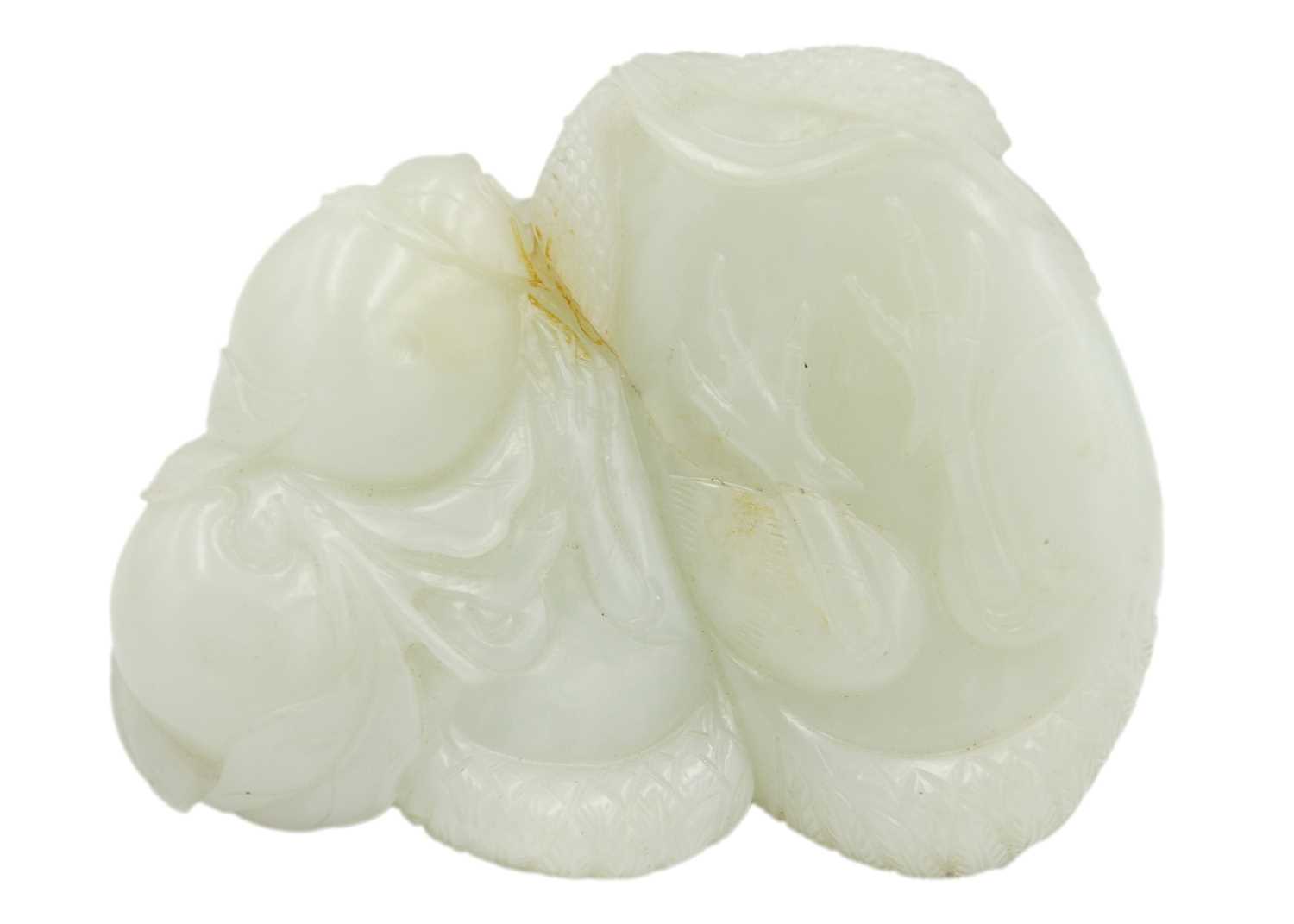 A Chinese carved celadon jade group of quail, Qing Dynasty, 18th/19th century. - Image 6 of 19