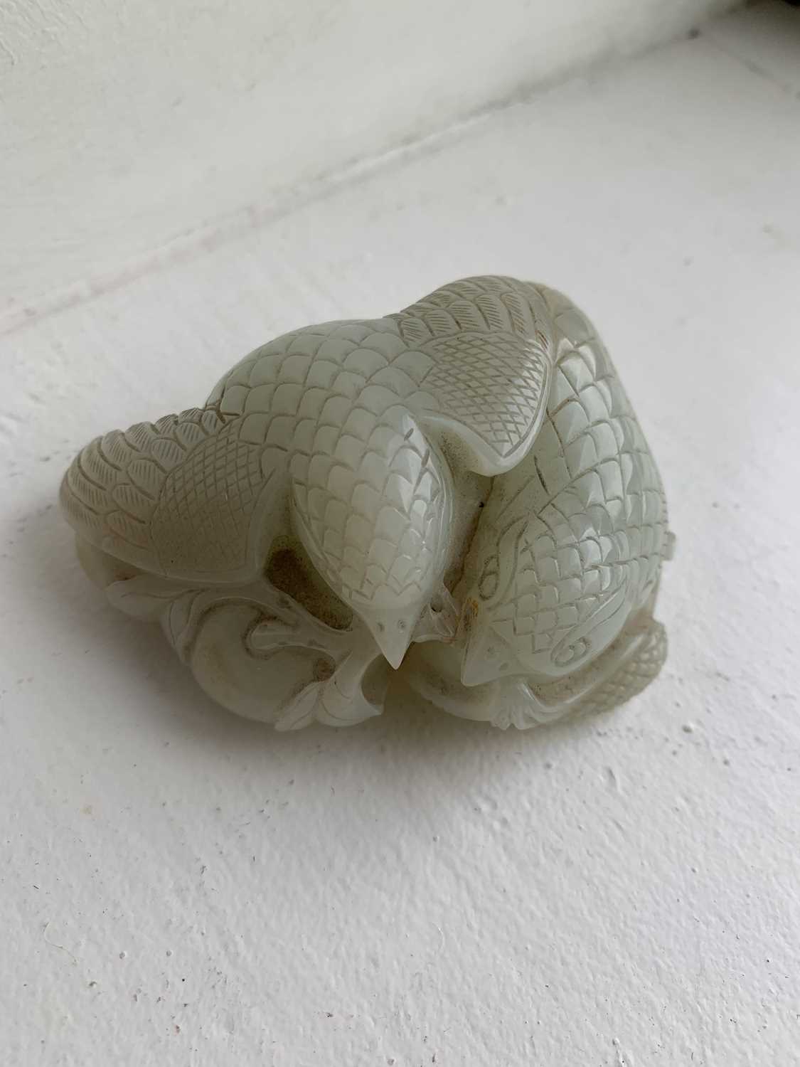 A Chinese carved celadon jade group of quail, Qing Dynasty, 18th/19th century. - Image 10 of 19