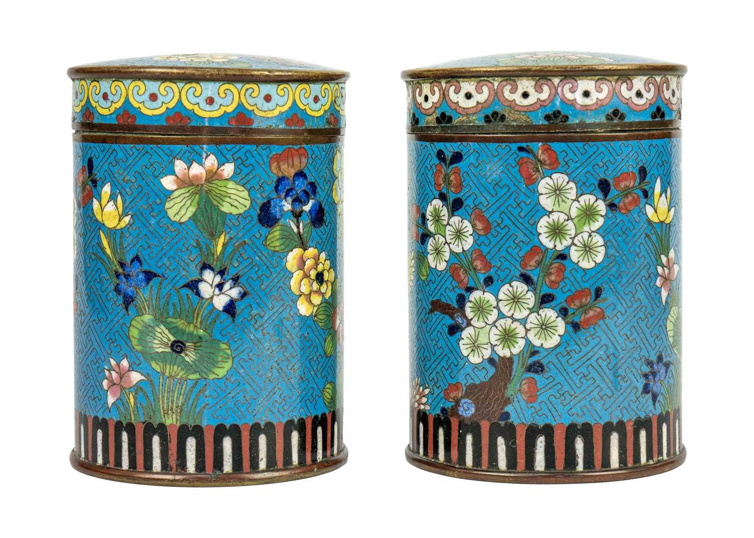 A pair of Chinese cloisonne cylindrical jars and covers, early 19th century. - Image 3 of 6
