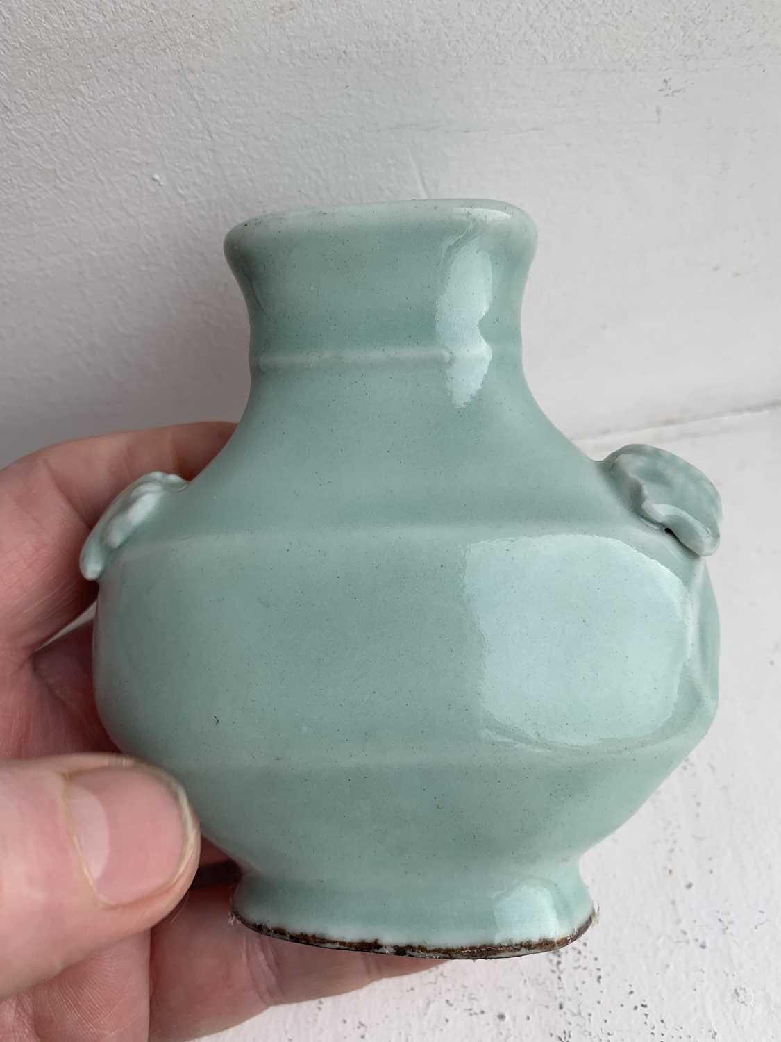 A Chinese famille verte crackle glaze ginger jar, circa 1900. - Image 20 of 22