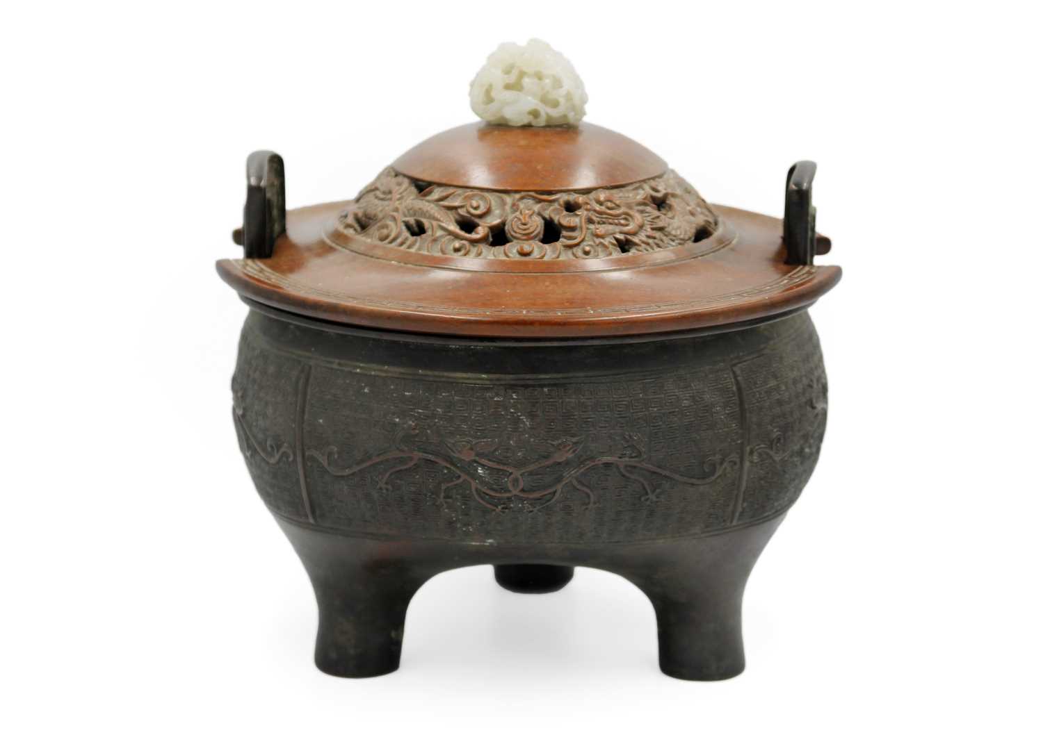 A Chinese bronze censer, late Ming Dynasty.