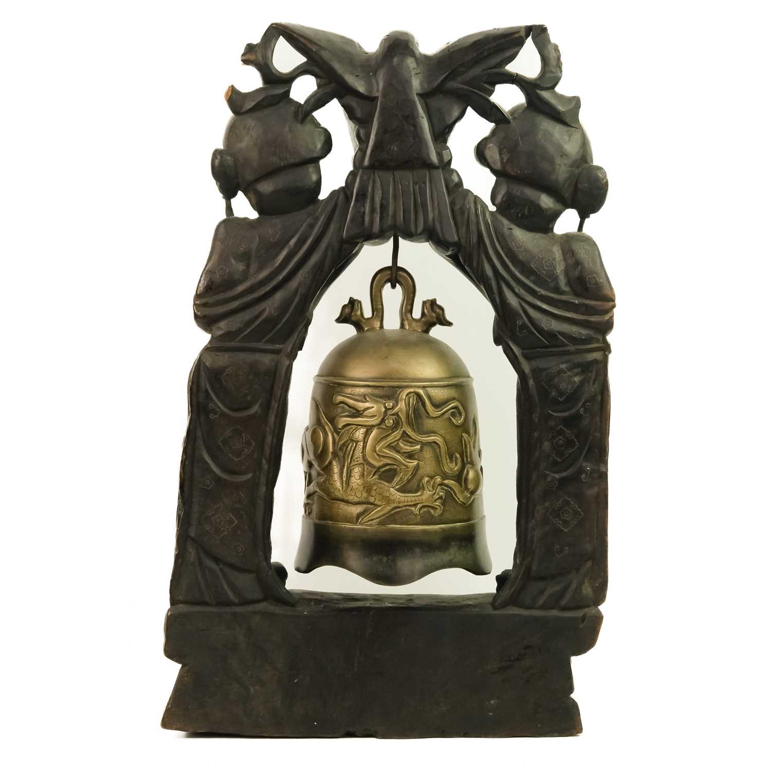 A Chinese bronze temple bell, Qing Dynasty, 19th century. - Image 3 of 6