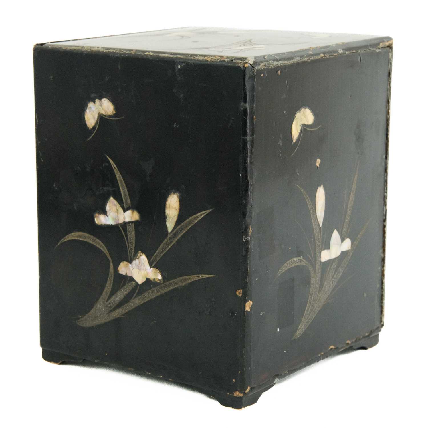 A Japanese black lacquer table cabinet, Meiji period. - Image 13 of 17