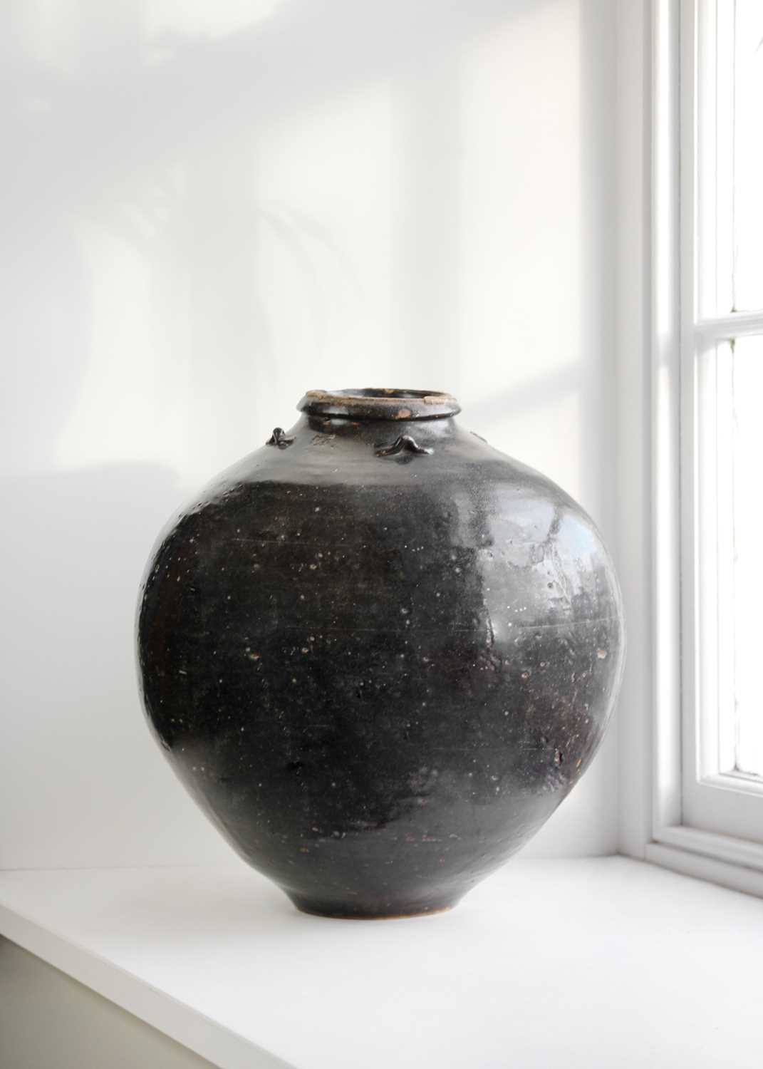 A Chinese martaban ovoid tapering jar, Ming Dynasty, - Image 8 of 9