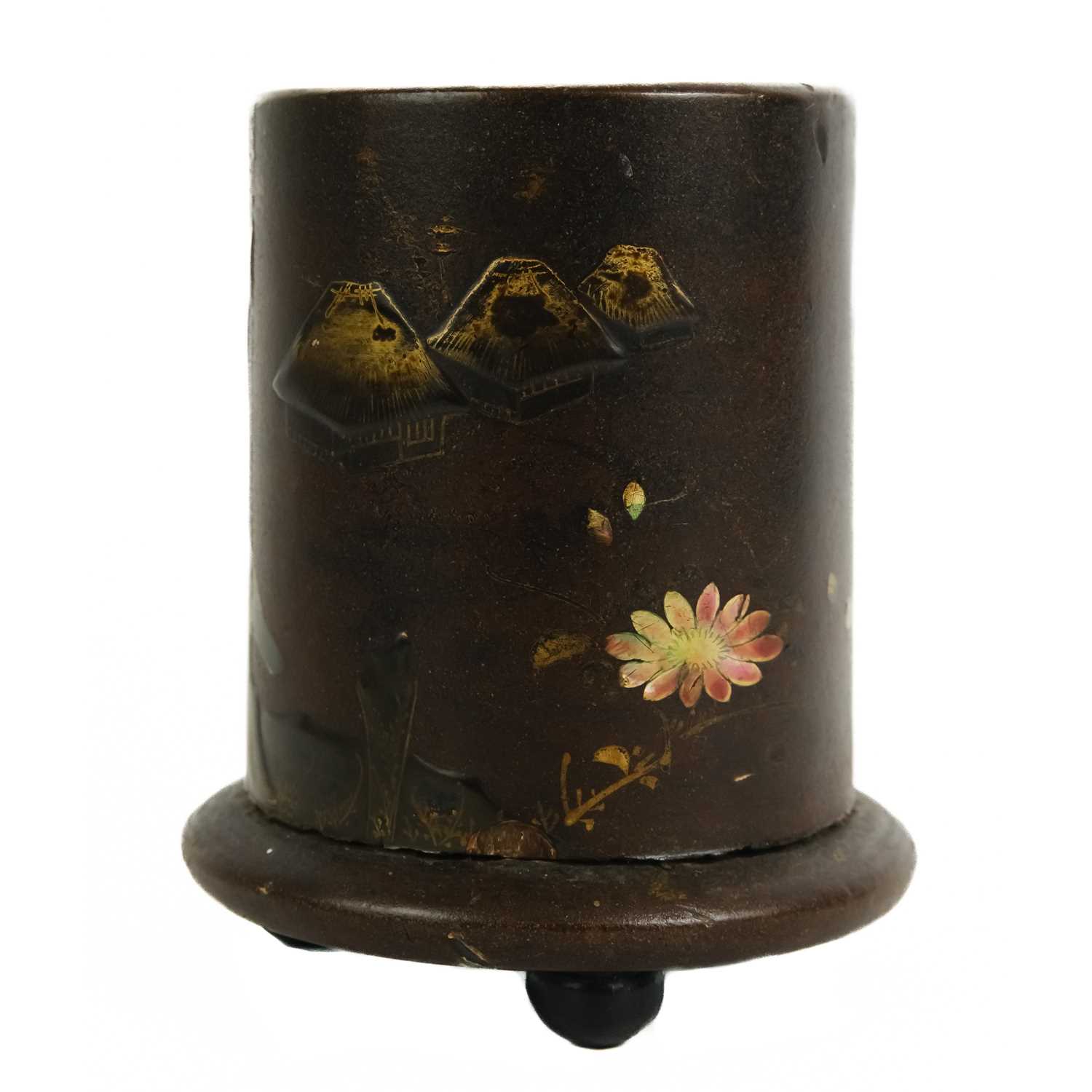 A Chinese lacquered brush pot, late 19th/early 20th century. - Image 3 of 5