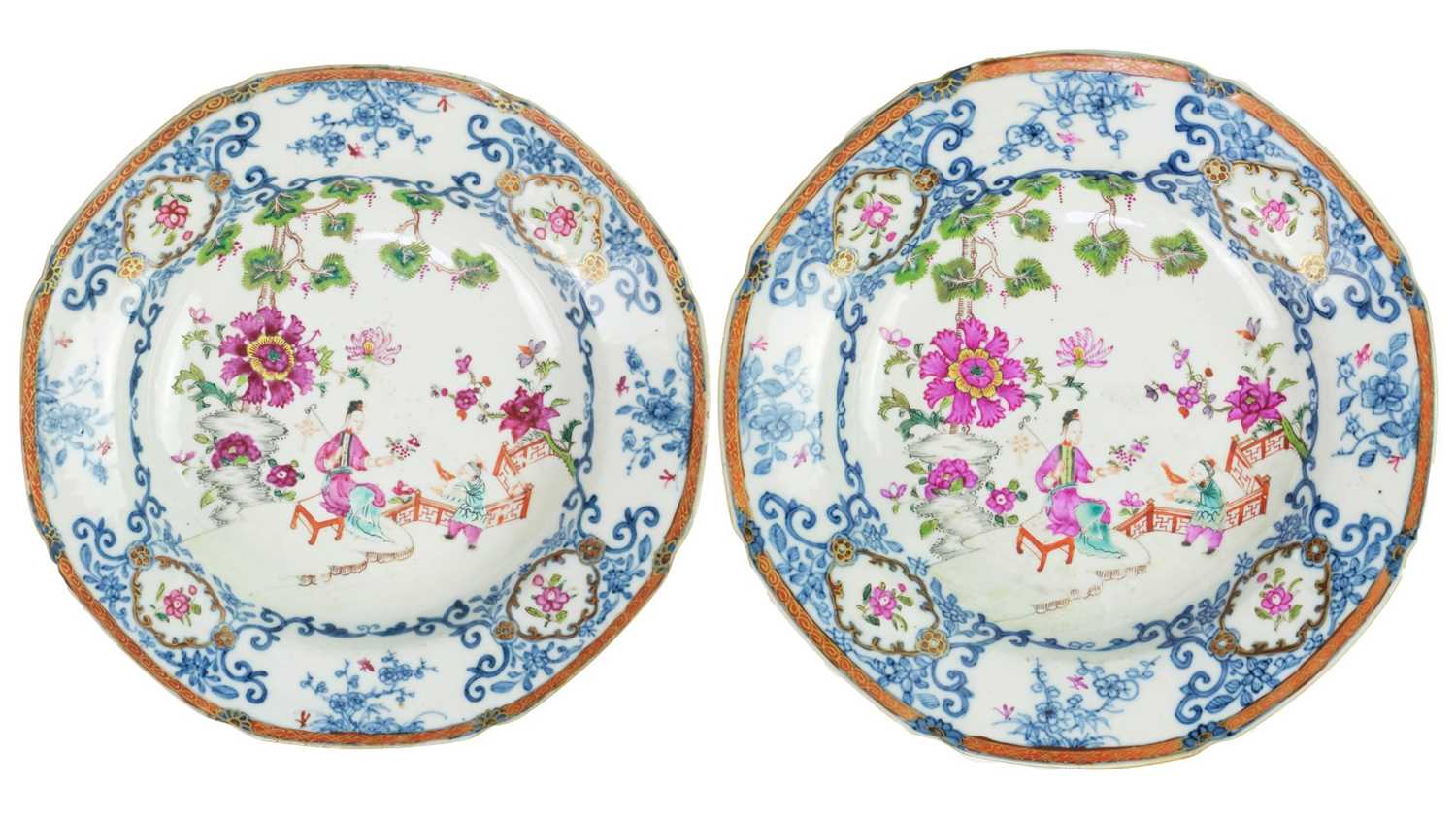 A pair of Chinese famille rose porcelain bowls, Qianlong period, 18th century.