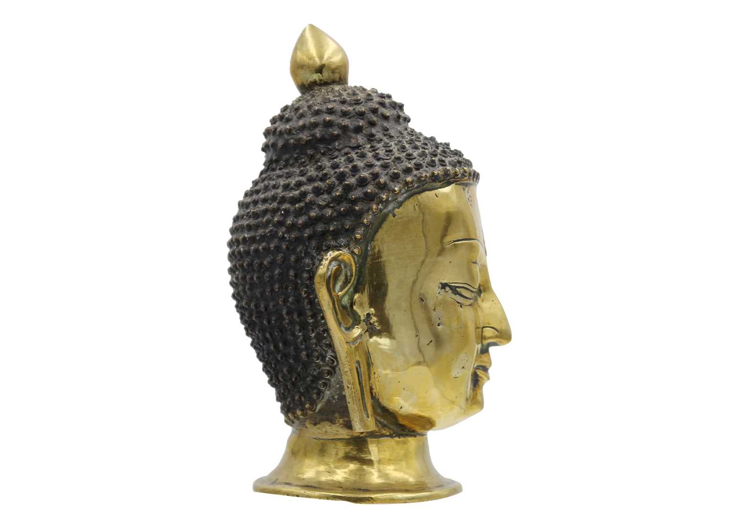 A Sino-Tibetan gilt bronze head of a Buddha, 19th century. - Image 2 of 9