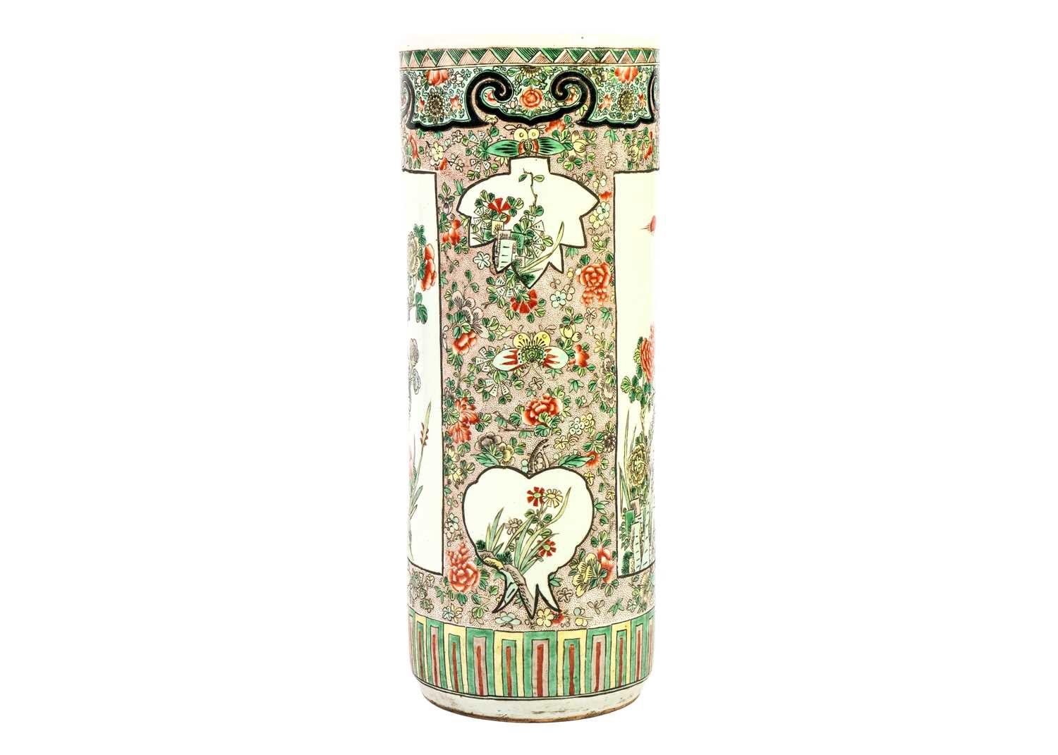 A Chinese famille verte cylindrical stick stand, circa 1900. - Image 3 of 18