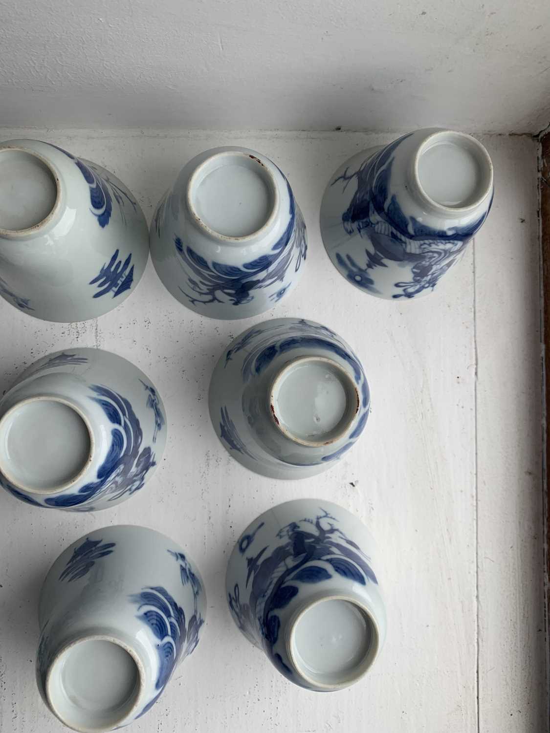 A set of Chinese blue and white porcelain cups, covers and stands, 18th century. - Image 31 of 41