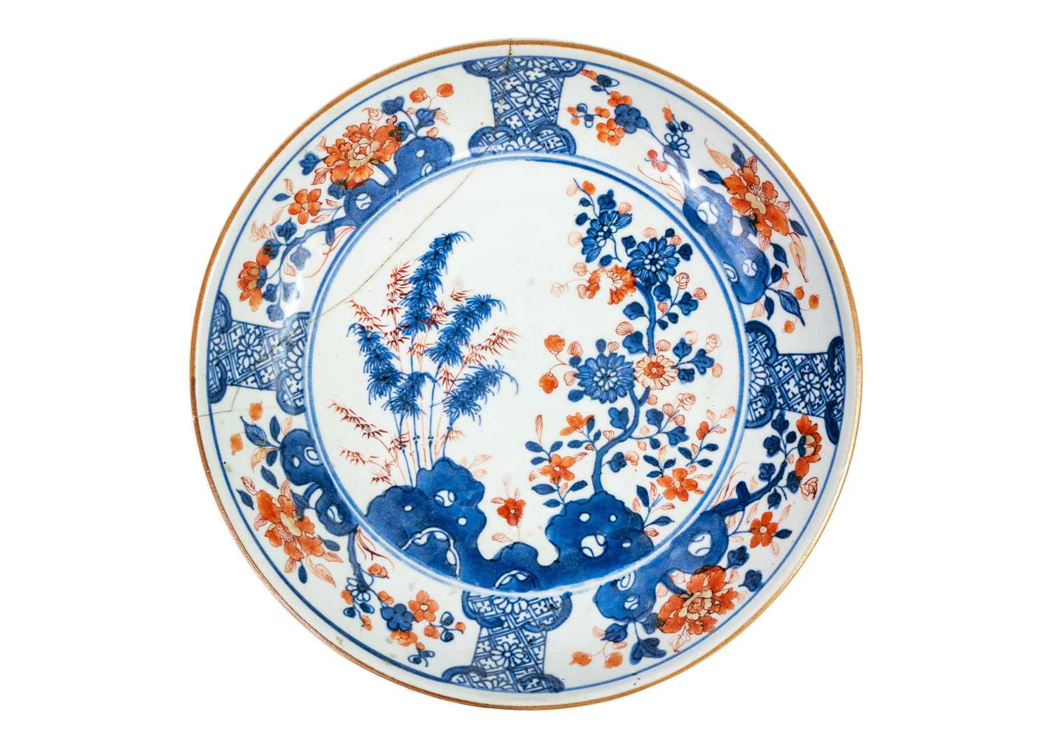 A Chinese Imari porcelain shallow dish, Qing Dynasty, early 19th century. - Image 2 of 6