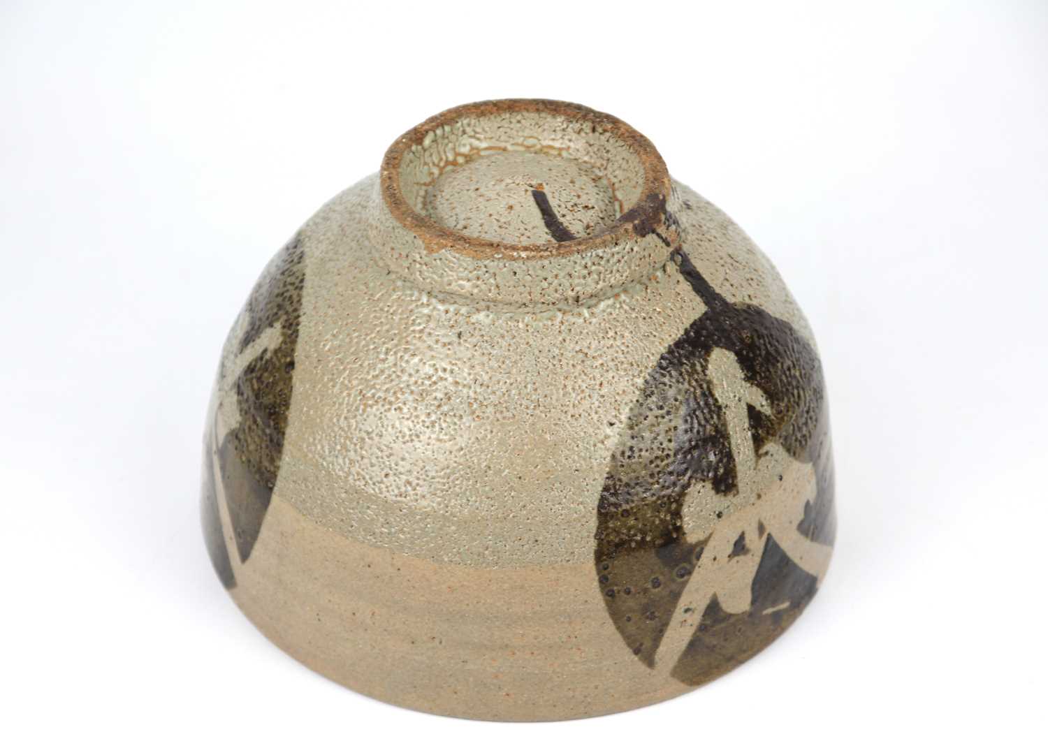 A large Japanese footed pottery bowl, by Shoji Hamada. - Image 5 of 7