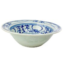 A Chinese blue and white porcelain bowl, 19th century.