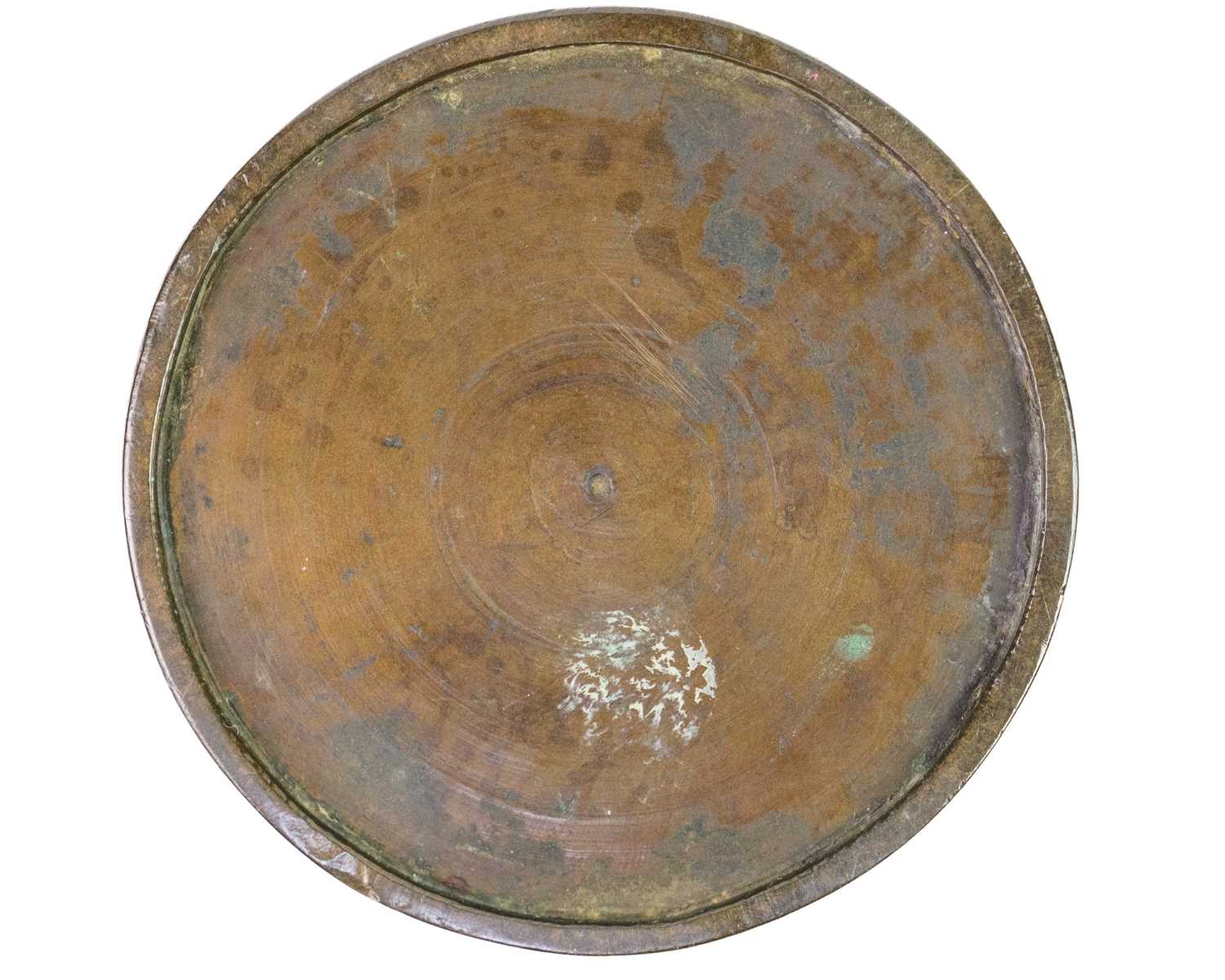 A Chinese bronze brush pot, bitong, Qing Dynasty. - Image 6 of 8