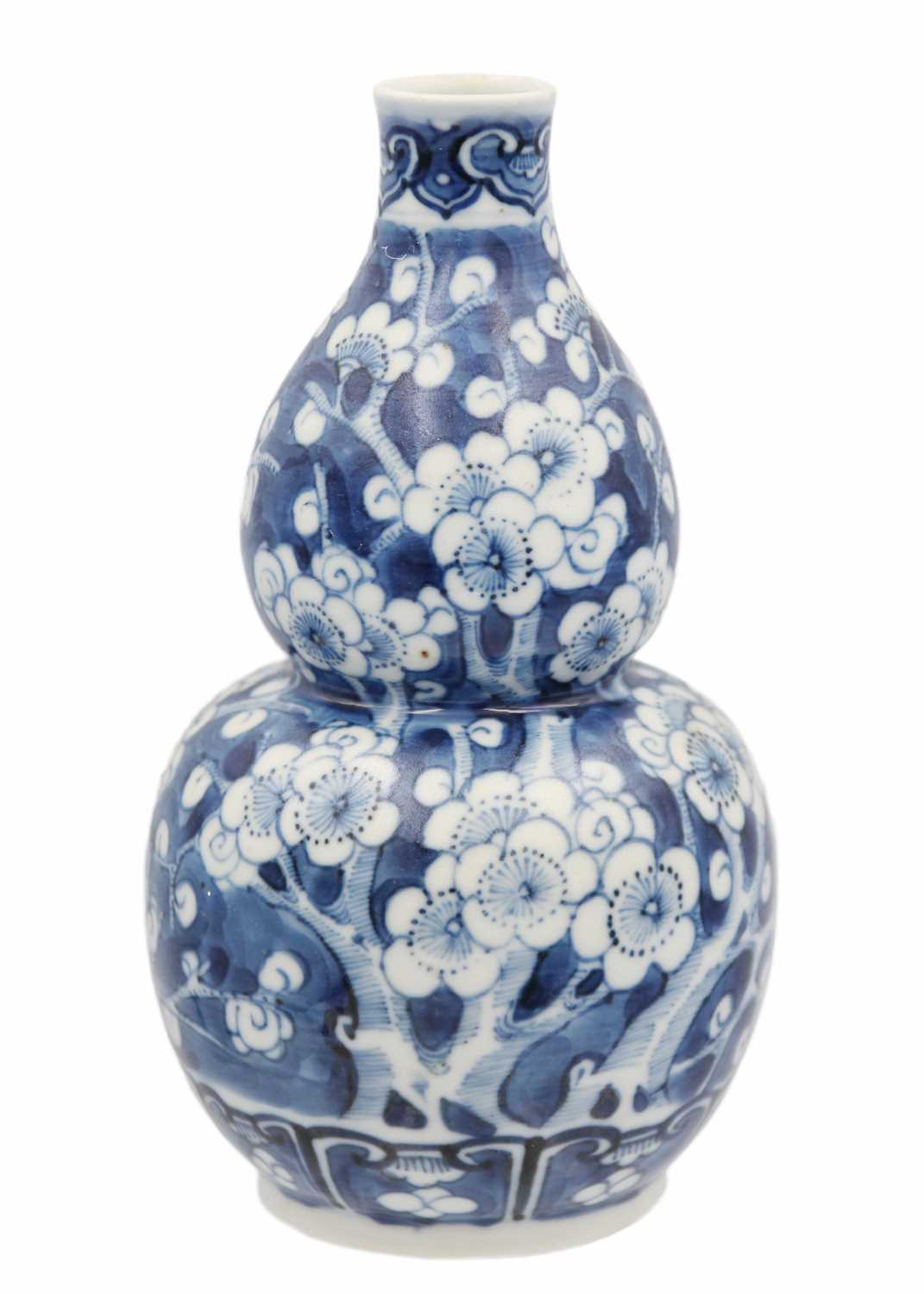A Chinese porcelain prunus pattern double gourd vase, early 20th century.