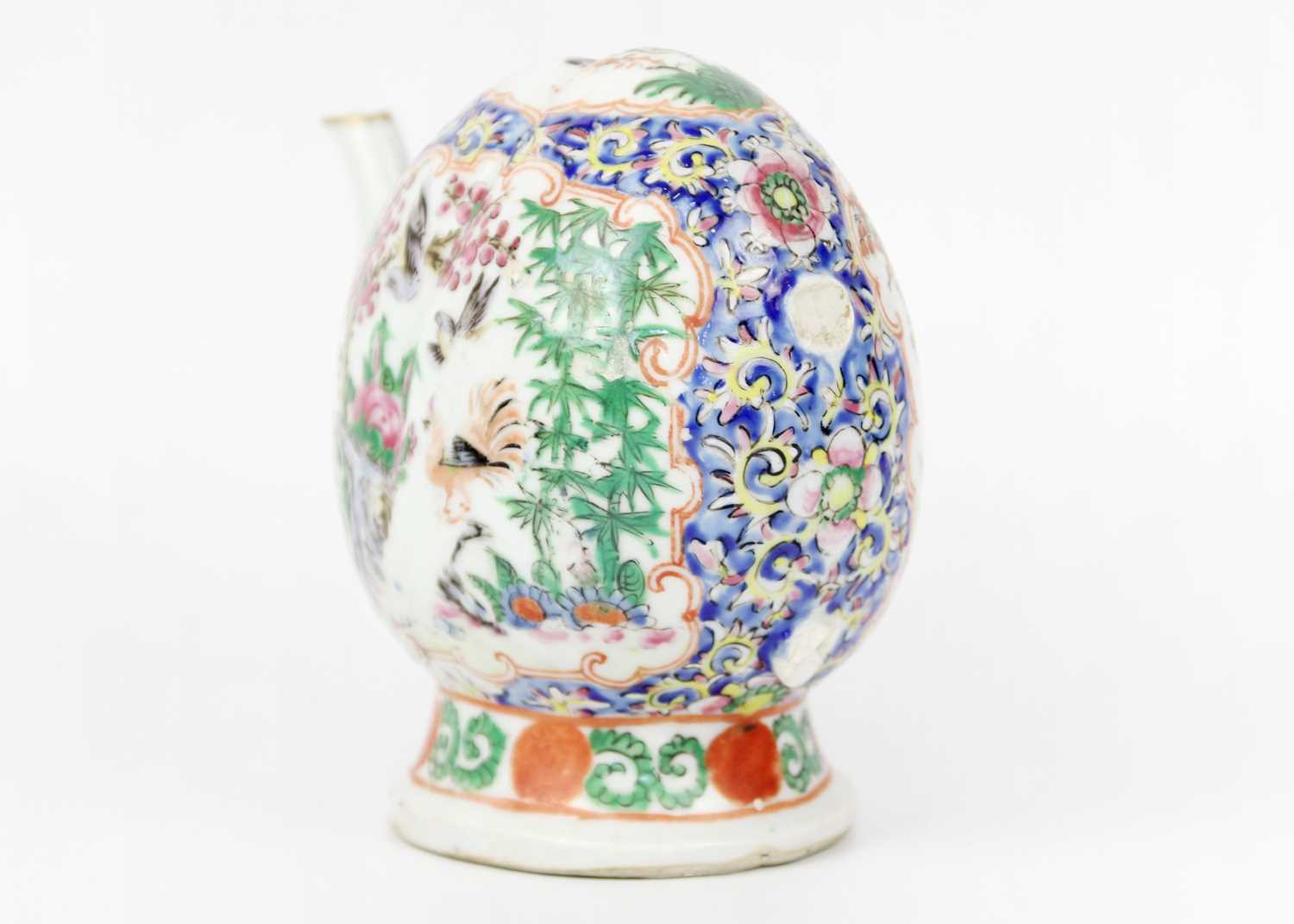 A Chinese famille verte crackle glaze ginger jar, circa 1900. - Image 3 of 22