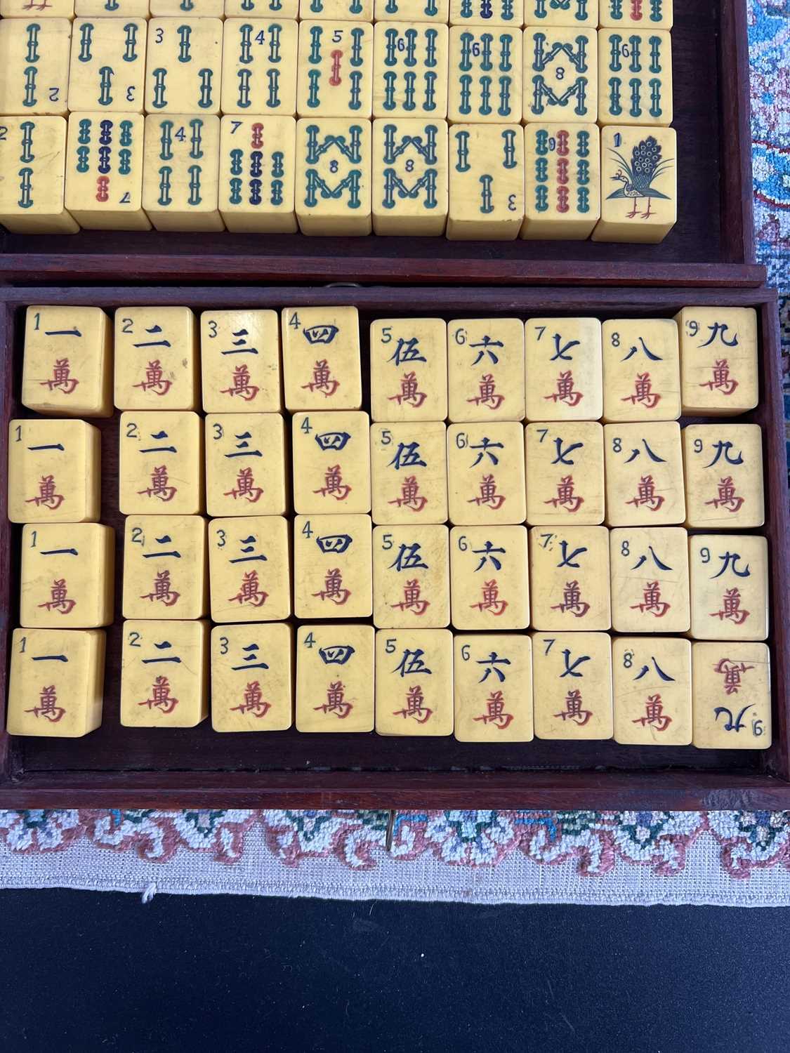 A mahogany cased mahjong set. - Image 8 of 12