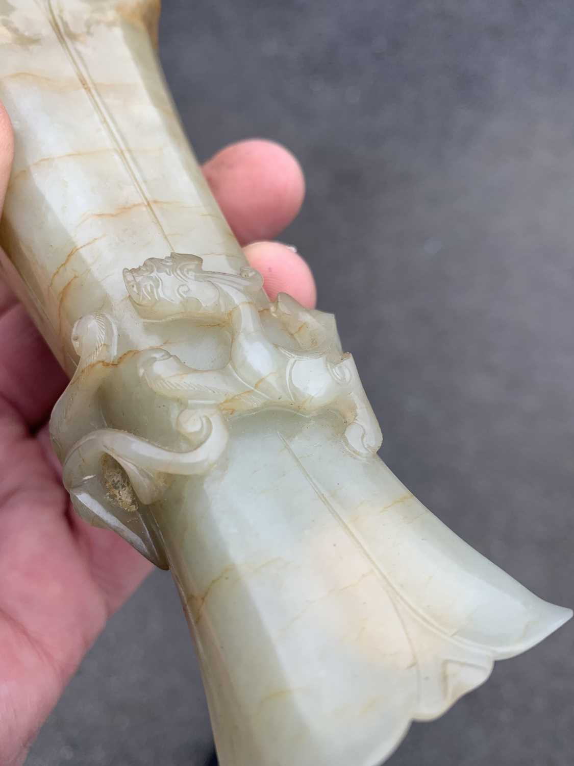 A Chinese pale green jade Gu vase, early Qing Dynasty. - Image 22 of 25