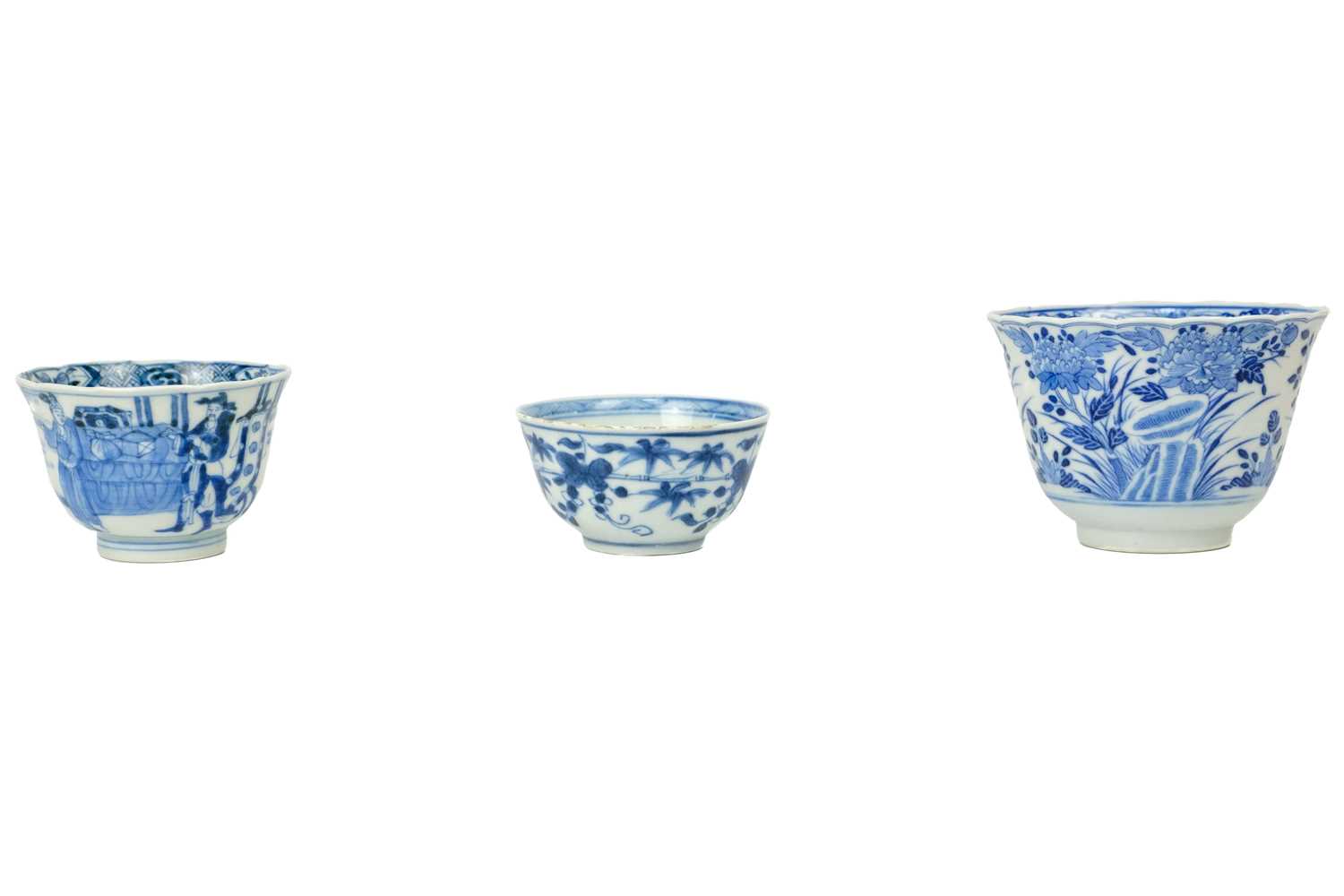 Six Chinese blue and white porcelain dishes, 18th/19th century. - Image 2 of 9