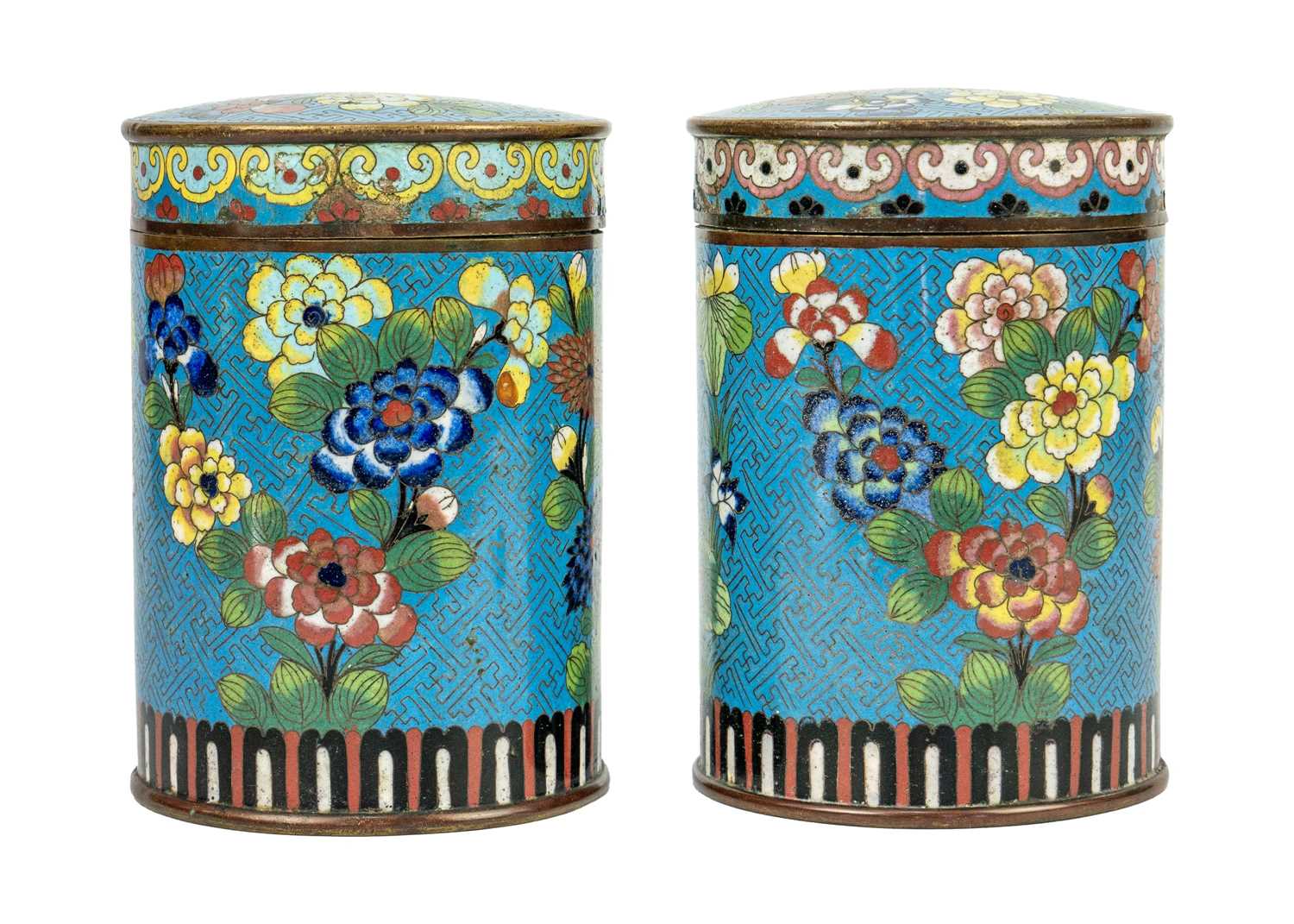 A pair of Chinese cloisonne cylindrical jars and covers, early 19th century. - Image 2 of 6