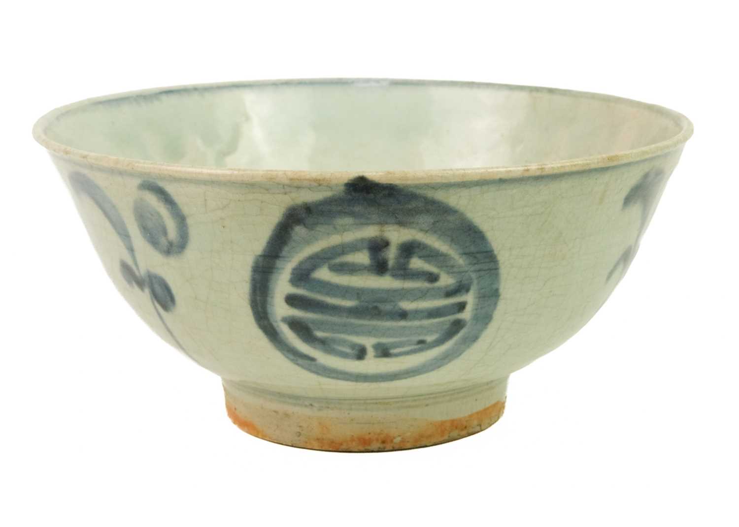 A Chinese provincial bowl, Ming Dynasty. - Image 2 of 6