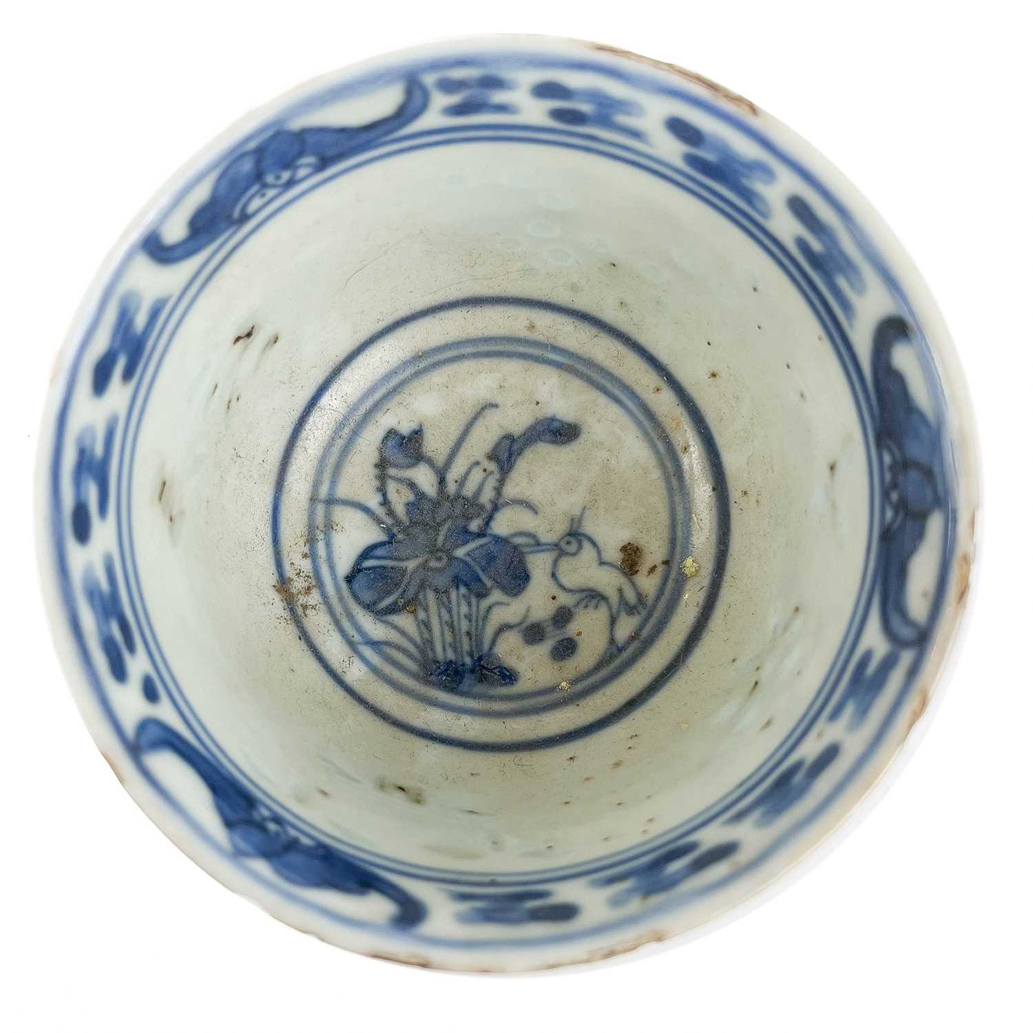 A Japanese Satsuma porcelain tea bowl, 19th century. - Image 8 of 13