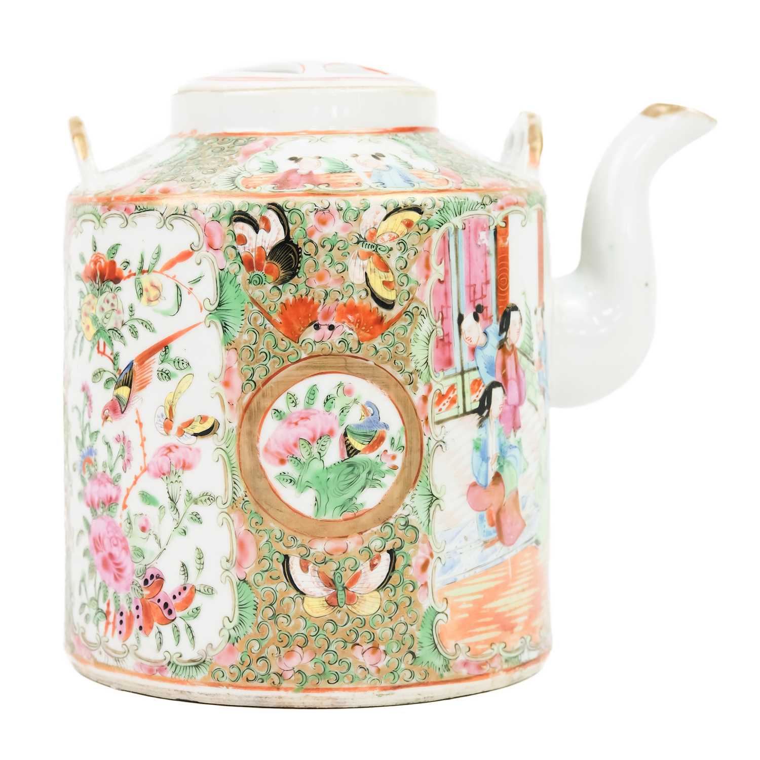 A Chinese Canton porcelain teapot, 19th century. - Image 5 of 7