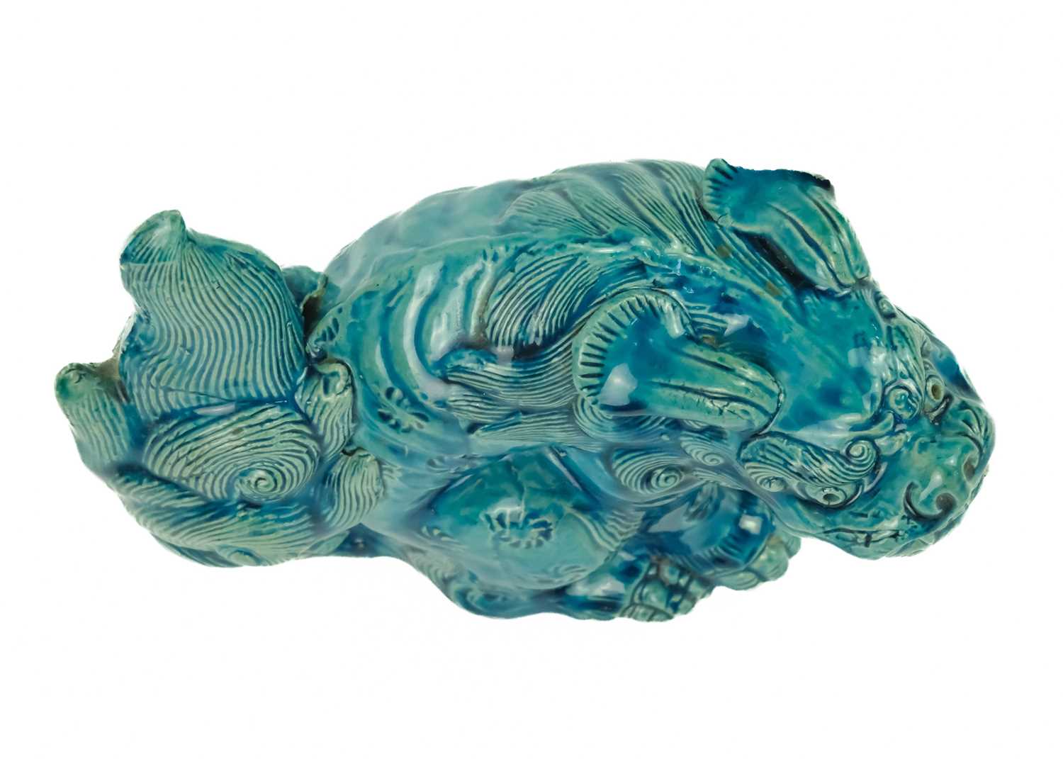 A Chinese turquoise glazed pottery 'Lion' dog, circa 1900, late Qing Dynasty. - Image 6 of 7
