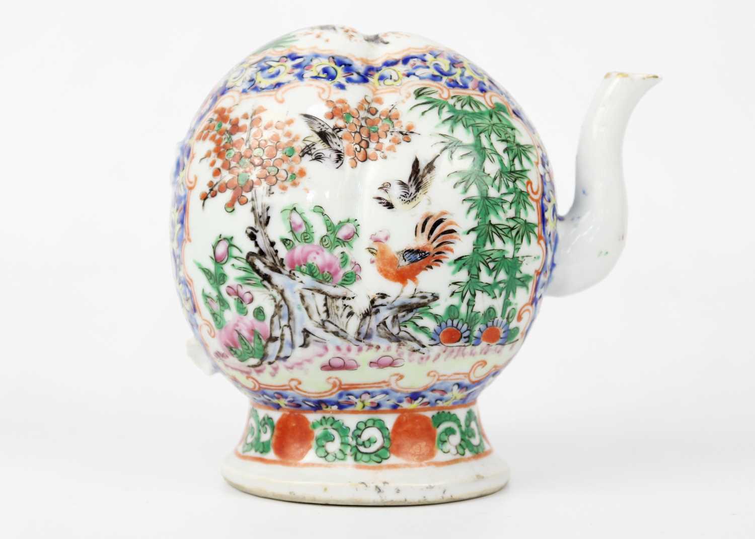 A Chinese famille verte crackle glaze ginger jar, circa 1900. - Image 2 of 22