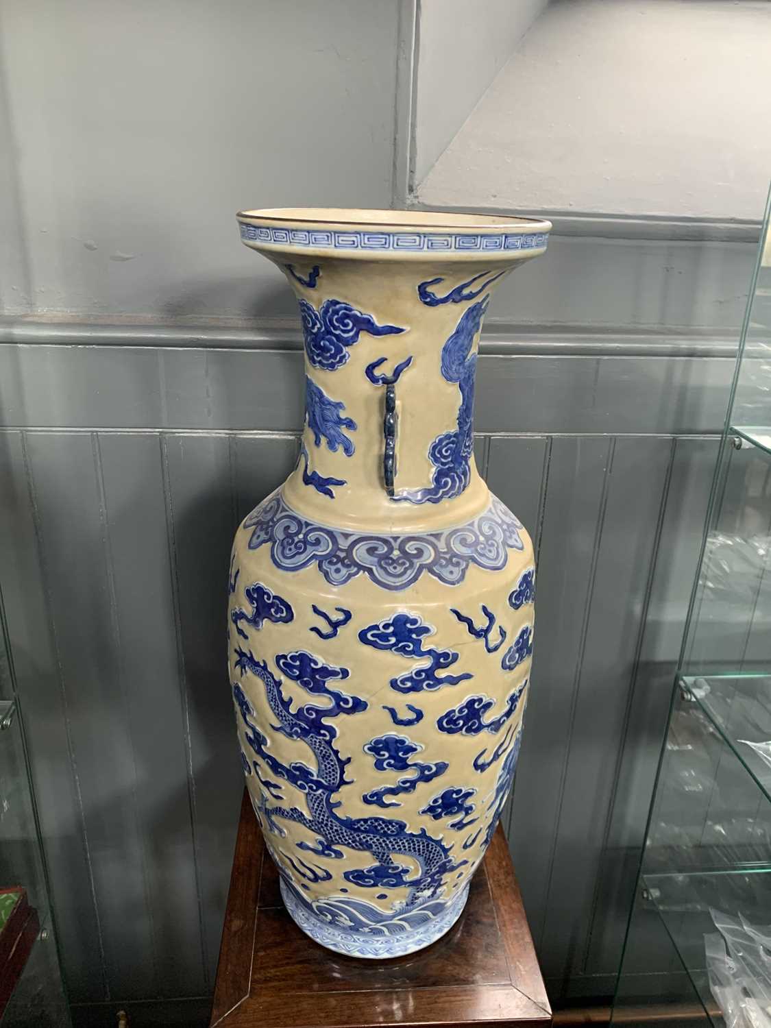 A large Chinese floor standing baluster 'dragon' vase, late 19th century. - Image 19 of 20