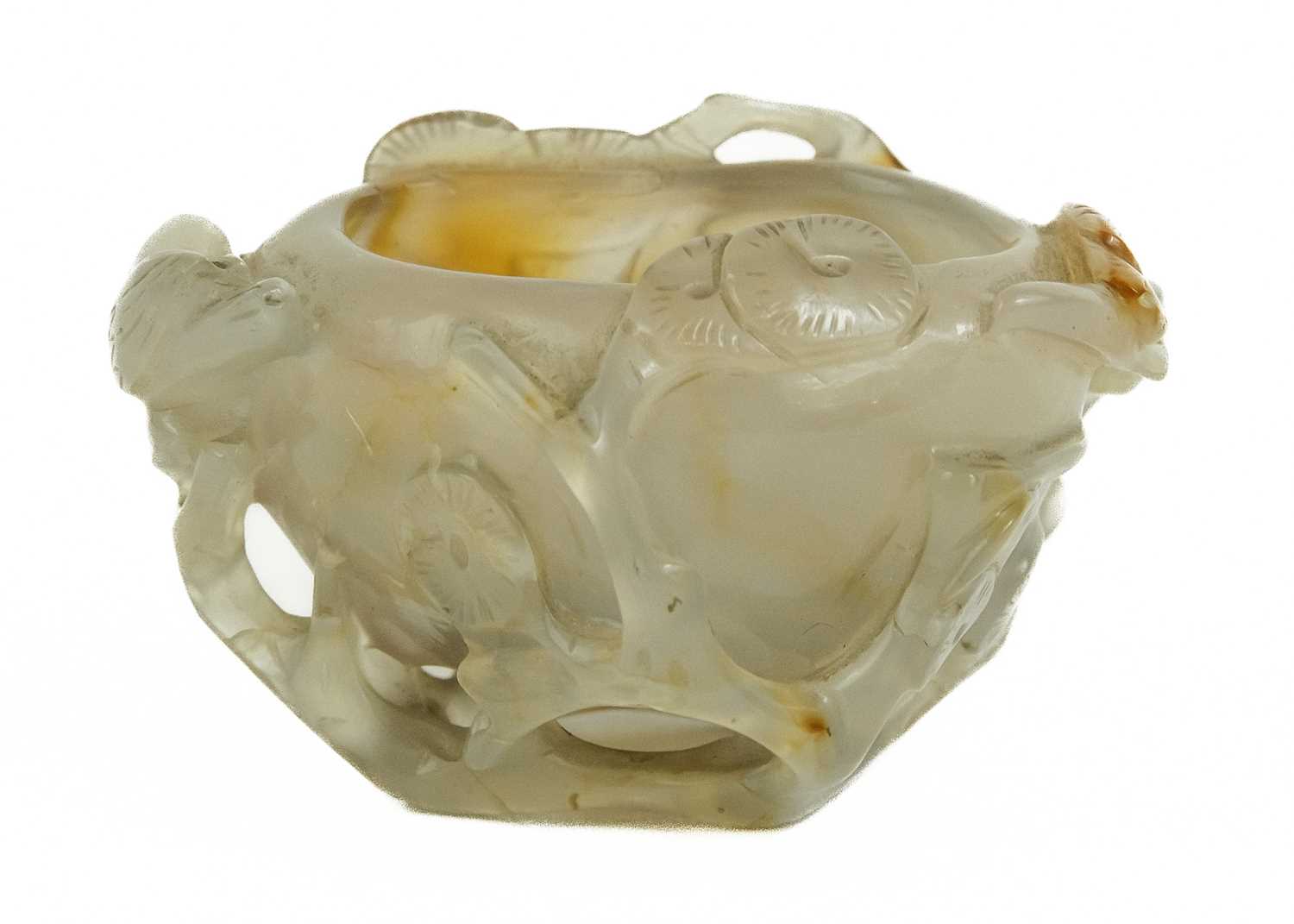A Chinese agate water pot, Qing Dynasty, 19th century. - Image 9 of 12