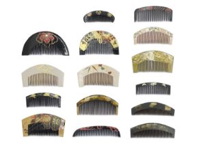A selection of fifteen Japanese combs, 20th century.