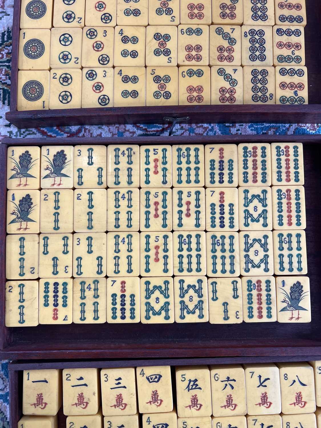 A mahogany cased mahjong set. - Image 7 of 12