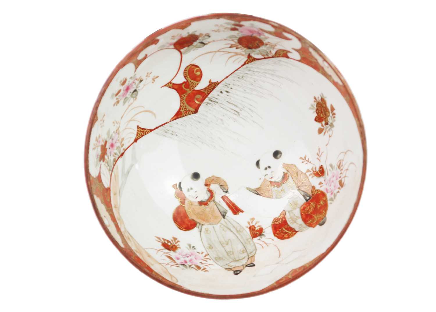 Five Japanese Kutani bowls, signed, late Meiji period. - Image 8 of 13