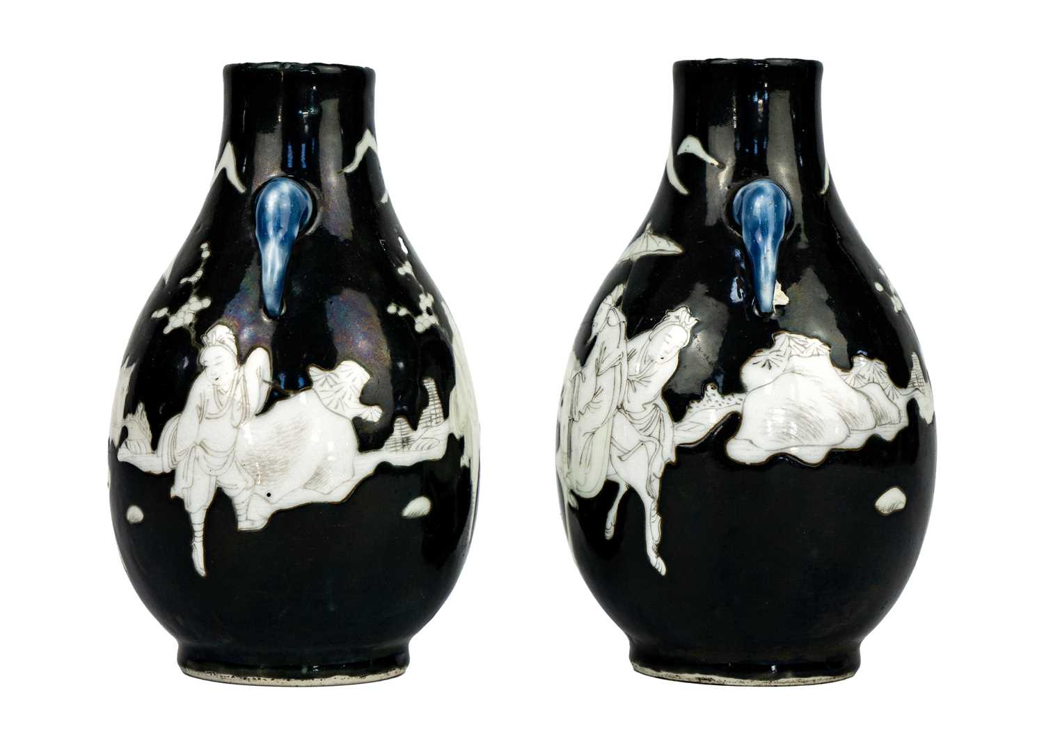 A pair of Chinese noire twin-handled ovoid vases, circa 1900. - Image 4 of 14