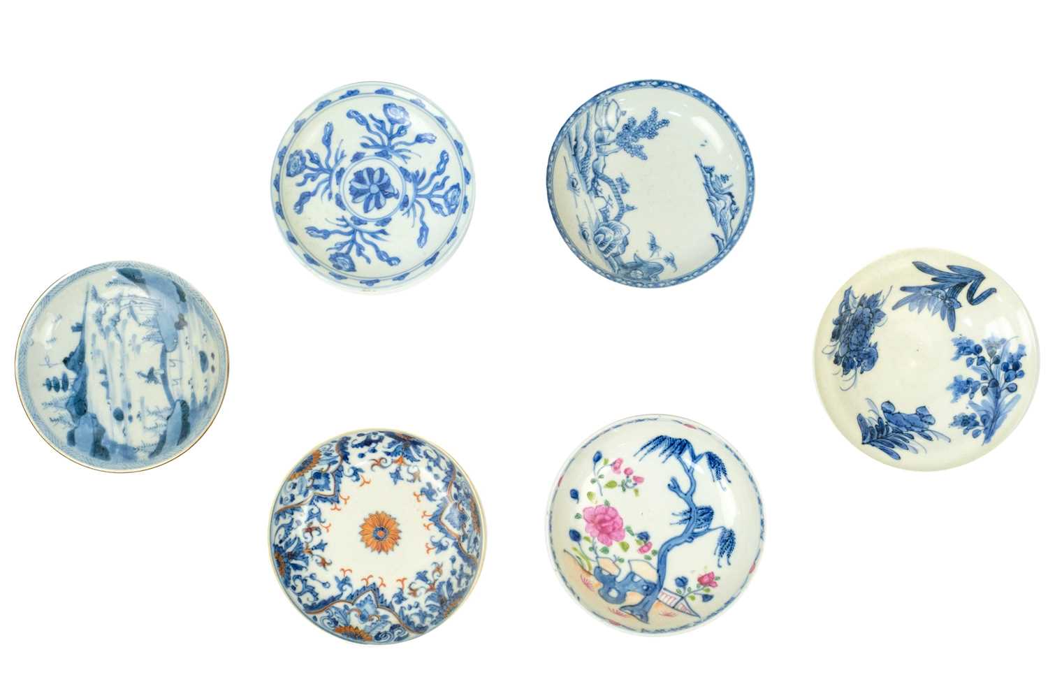 Six Chinese blue and white porcelain dishes, 18th/19th century. - Image 3 of 9