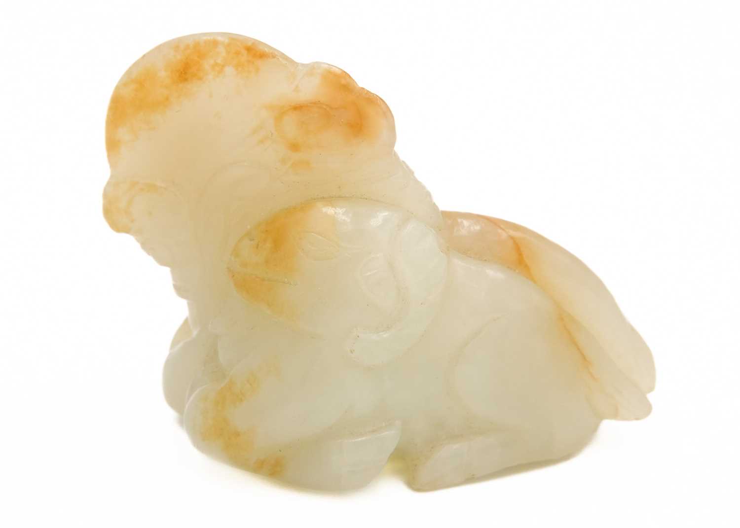 A Chinese carved jade model of a ram, Qing Dynasty, 19th century. - Image 3 of 16