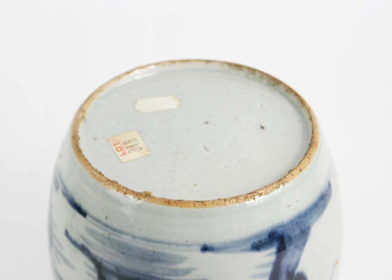 A Chinese blue and white porcelain ginger jar & cover, 19th century. - Image 6 of 7