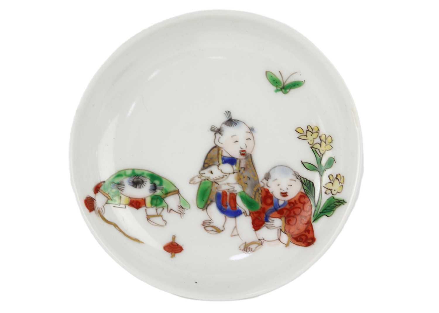 A quantity of Chinese Canton and other porcelain items, 19th century. - Image 3 of 6